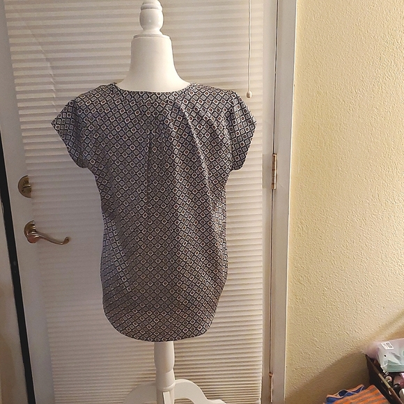 ‼️SOLD‼️ Liz Claiborne blouse sz M - Picture 5 of 7